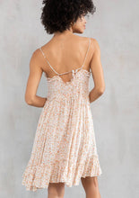 Load image into Gallery viewer, Ditsy Floral Print Sleeveless Panel Mini Dress: Natural/Peach / S
