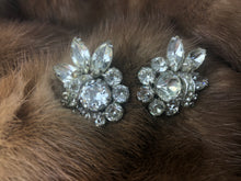 Load image into Gallery viewer, Earrings Vintage Rhinestone large
