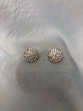 Load image into Gallery viewer, Earrings Vintage costume- pave style
