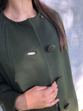 Load image into Gallery viewer, Coat-ladies hunter Green vintage coat
