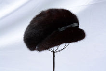 Load image into Gallery viewer, Fur Hat Vintage Newsboy style
